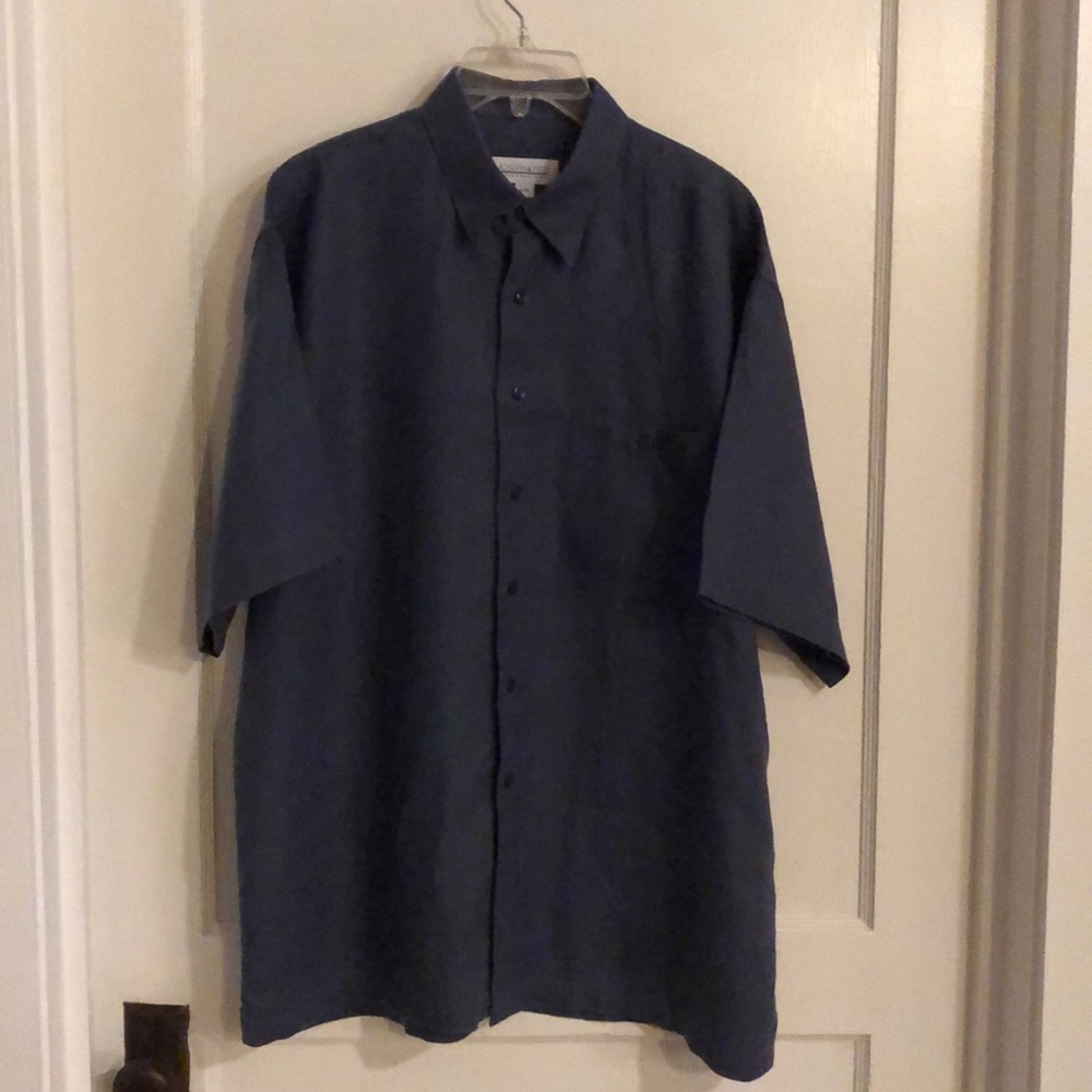 Men’s Short Sleeve Button Down Shirt